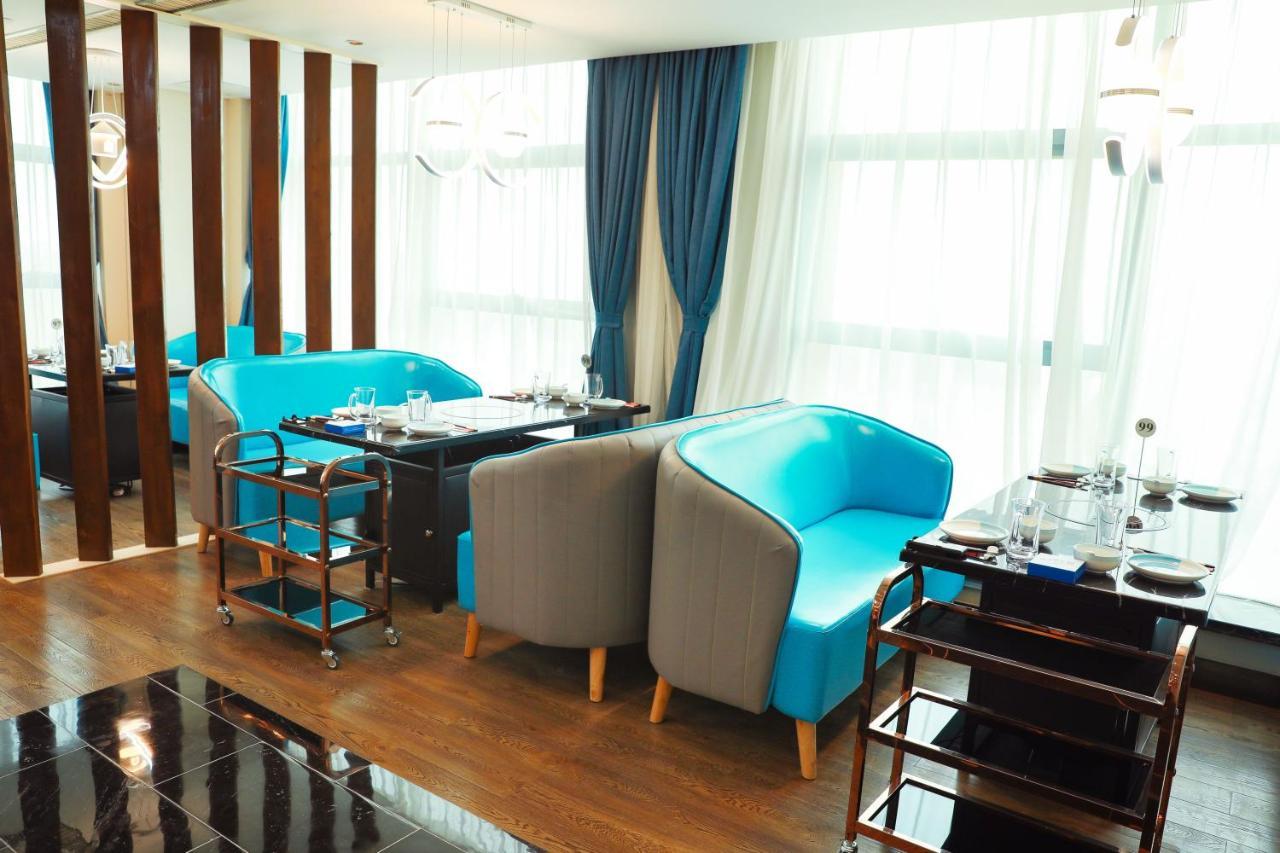 Days Hotel & Suites China Town---Five Minutes To Reach Changsha Station, The Metro Line 2 & Line 6 Are Nearby,Free Gym & Laundromat,Chinese And Western Buffet Breakfast Is Offered On The 31St Floor Екстер'єр фото